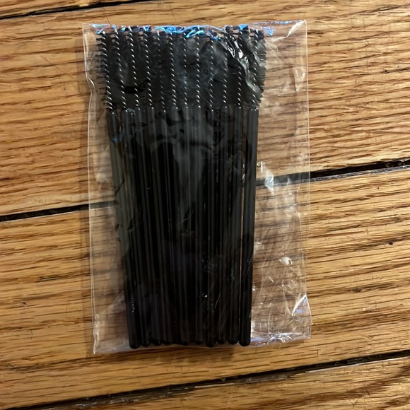 Mary Kay makeup sample kit - Picture 5 of 12